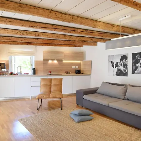 Heritage Casare With Pool And Lounge Area * Režanci